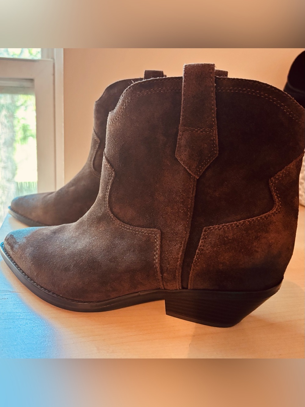 Like New Nine West Brown Suede Western Ankle Booties Sz 8